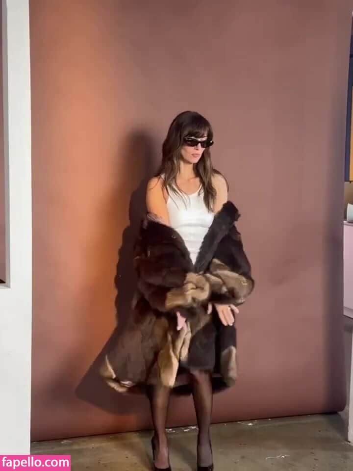Alison Brie foto 9