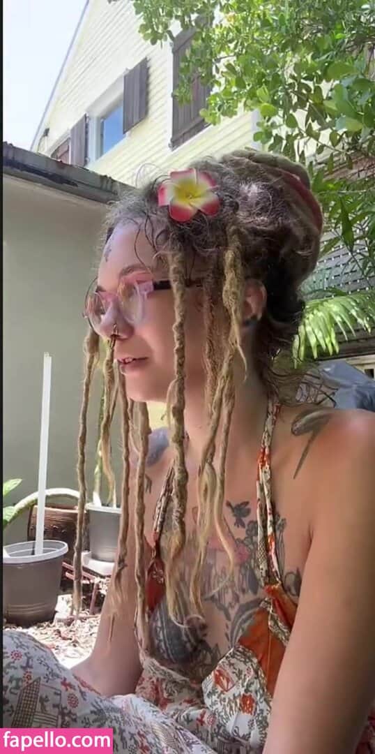 Tiktok Live Nipslips & Nudity foto 12